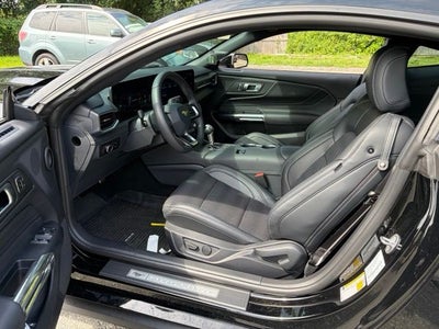 2025 Ford Mustang EcoBoost Premium