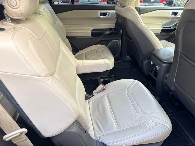 2020 Ford Explorer Platinum