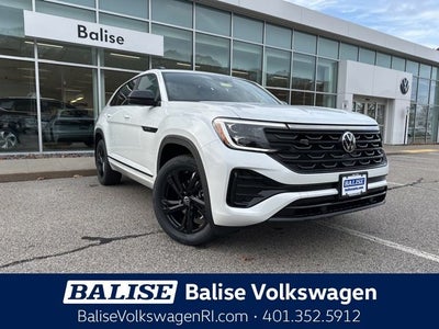 2026 Volkswagen Atlas Cross Sport 2.0T SEL R-Line Black