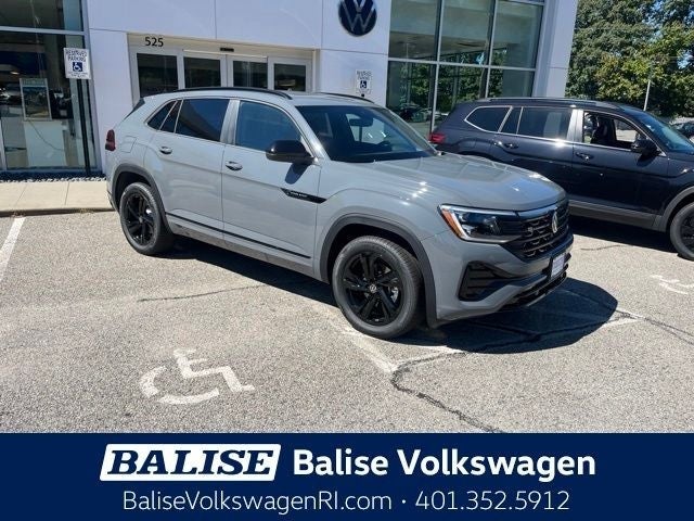 2026 Volkswagen Atlas Cross Sport SEL R-Line Black