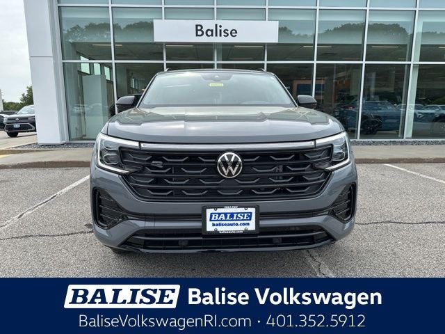 2026 Volkswagen Atlas Cross Sport 2.0T SEL R-Line Black
