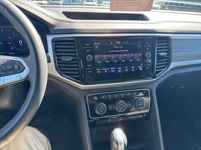 2023 Volkswagen Atlas SEL