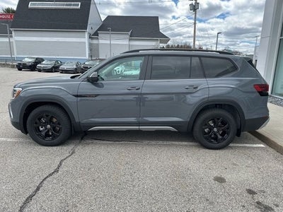 2026 Volkswagen Atlas 2.0T Peak Edition