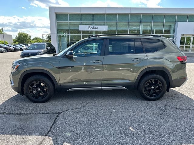 2024 Volkswagen Atlas 2.0T Peak Edition SE w/Technology