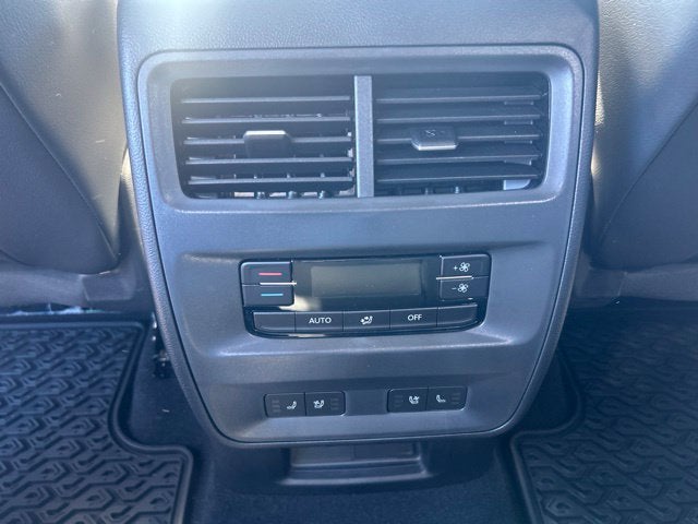 2027 Volkswagen Atlas SEL Premium R-Line