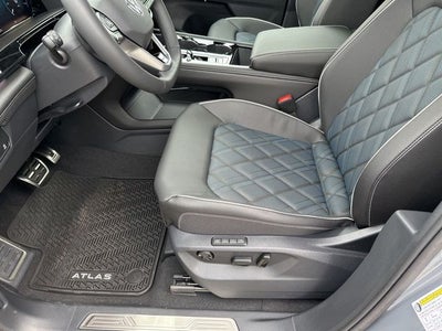 2026 Volkswagen Atlas Cross Sport 2.0T SEL Premium R-Line 4MOTION
