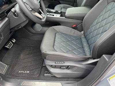 2026 Volkswagen Atlas Cross Sport 2.0T SEL Premium R-Line 4MOTION