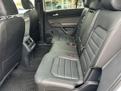 2022 Volkswagen Atlas Cross Sport 3.6L V6 SEL Premium R-Line