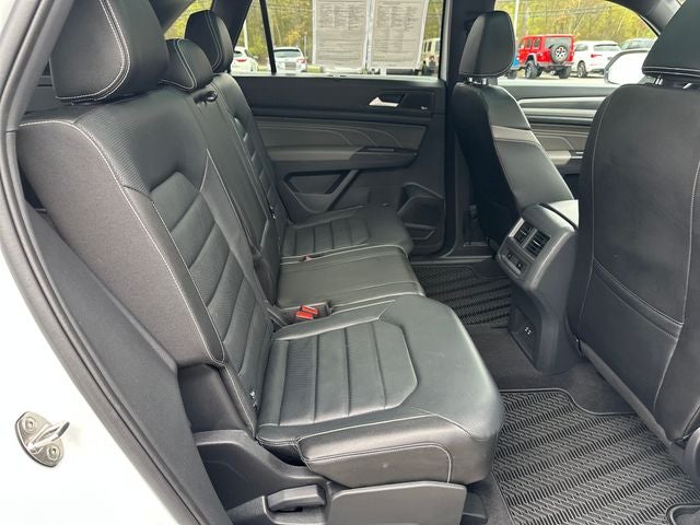 2022 Volkswagen Atlas Cross Sport 3.6L V6 SEL Premium R-Line