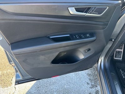 2025 Volkswagen Atlas Cross Sport 2.0T SEL Premium R-Line