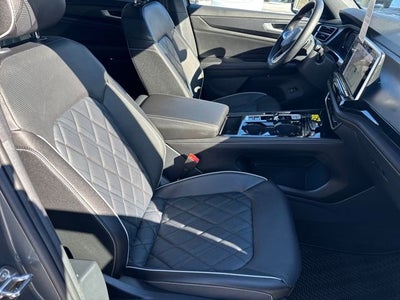 2025 Volkswagen Atlas Cross Sport 2.0T SEL Premium R-Line