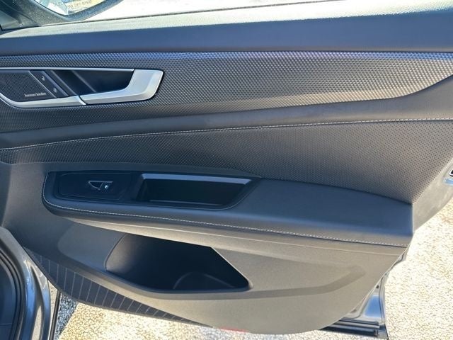 2025 Volkswagen Atlas Cross Sport 2.0T SEL Premium R-Line