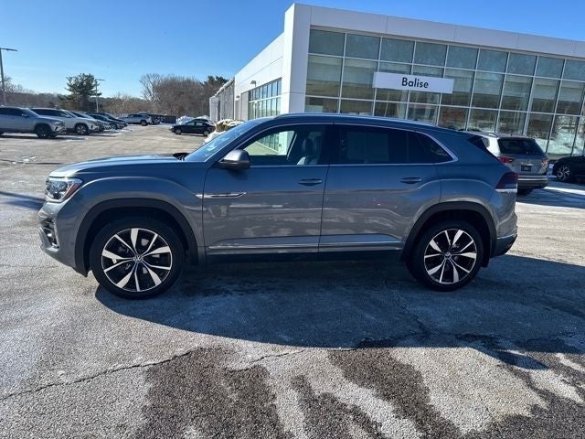 2025 Volkswagen Atlas Cross Sport 2.0T SEL Premium R-Line