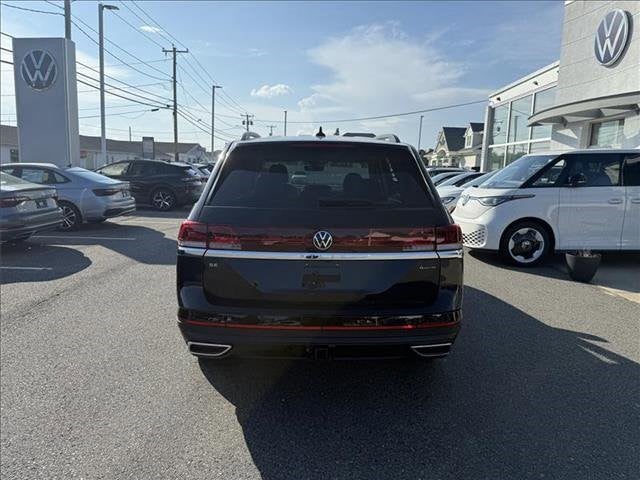 2026 Volkswagen Atlas 2.0T SEL Premium R-Line
