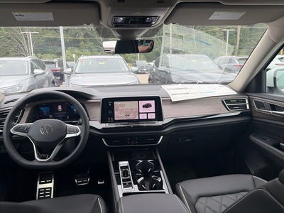 2026 Volkswagen Atlas 2.0T SEL Premium R-Line