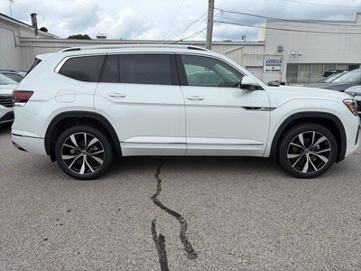 2026 Volkswagen Atlas 2.0T SEL Premium R-Line