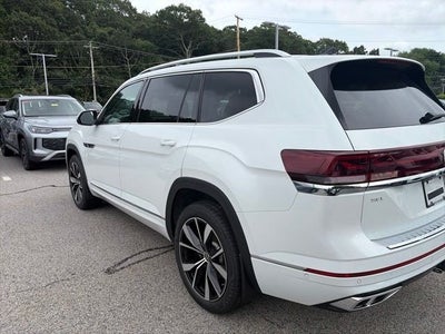2026 Volkswagen Atlas 2.0T SEL Premium R-Line