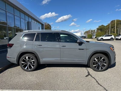 2026 Volkswagen Atlas 2.0T SEL Premium R-Line