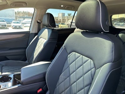 2026 Volkswagen Atlas 2.0T SEL Premium R-Line