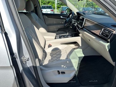 2024 Volkswagen Atlas 2.0T SEL Premium R-Line