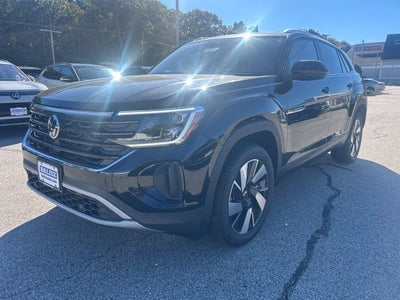 2026 Volkswagen Atlas Cross Sport SE w/Technology