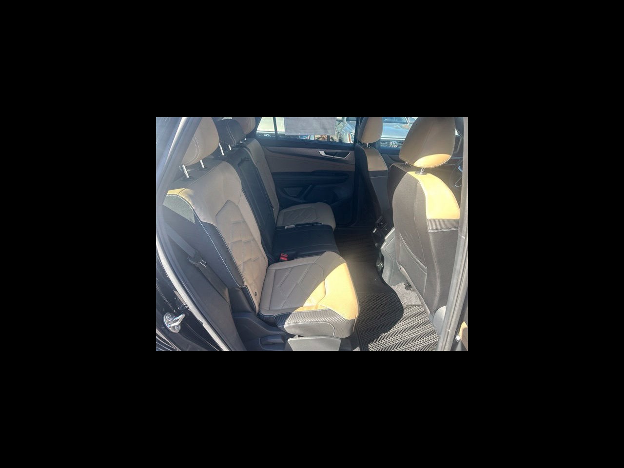 2026 Volkswagen Atlas Cross Sport SE w/Technology