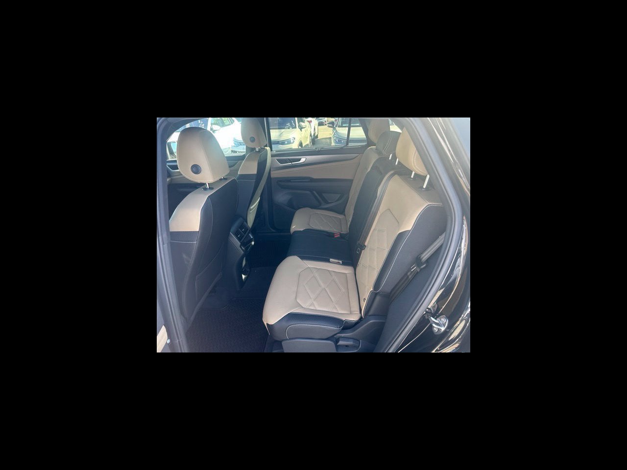 2026 Volkswagen Atlas Cross Sport SE w/Technology