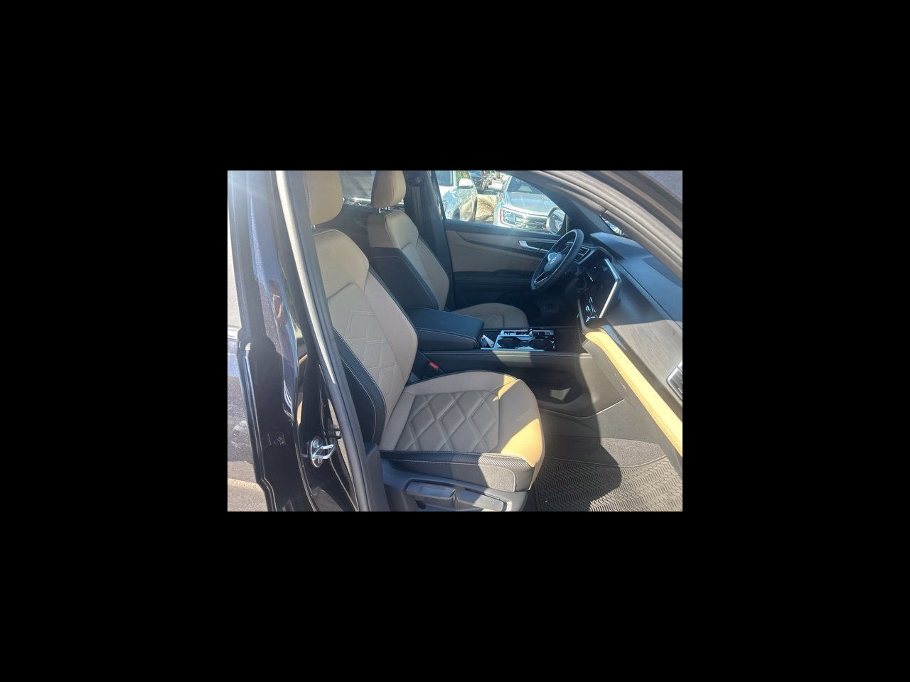 2026 Volkswagen Atlas Cross Sport SE w/Technology