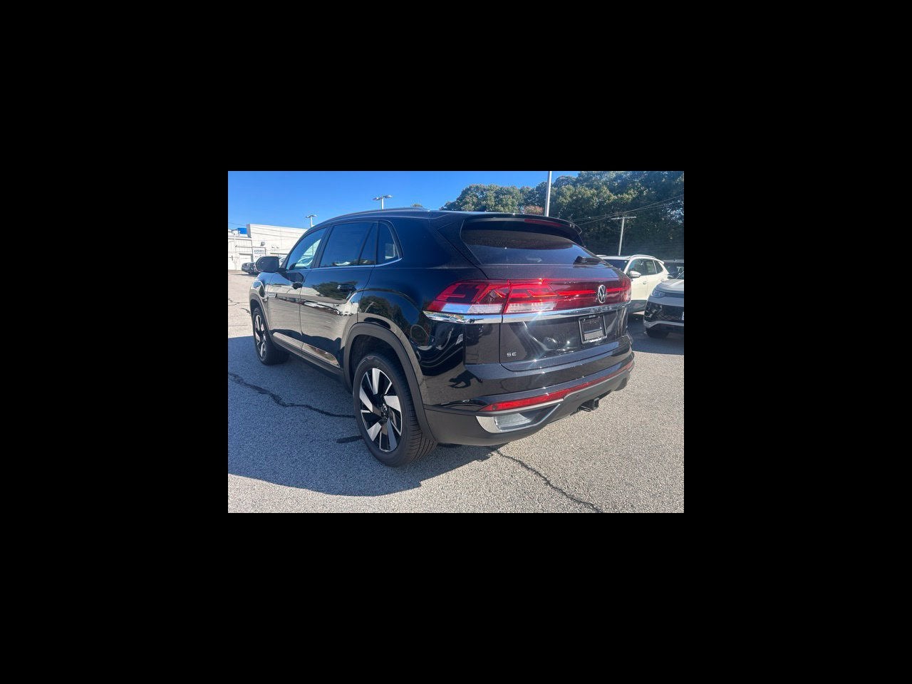 2026 Volkswagen Atlas Cross Sport SE w/Technology