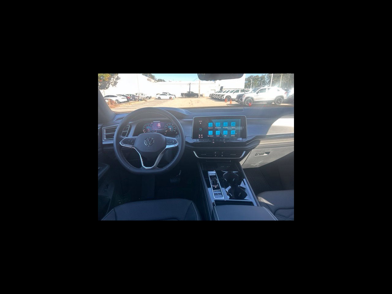 2026 Volkswagen Atlas Cross Sport SE w/Technology
