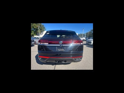 2026 Volkswagen Atlas Cross Sport SE w/Technology