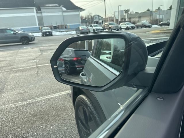 2025 Volkswagen Atlas Cross Sport 2.0T SE w/Technology