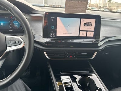 2025 Volkswagen Atlas Cross Sport 2.0T SE w/Technology