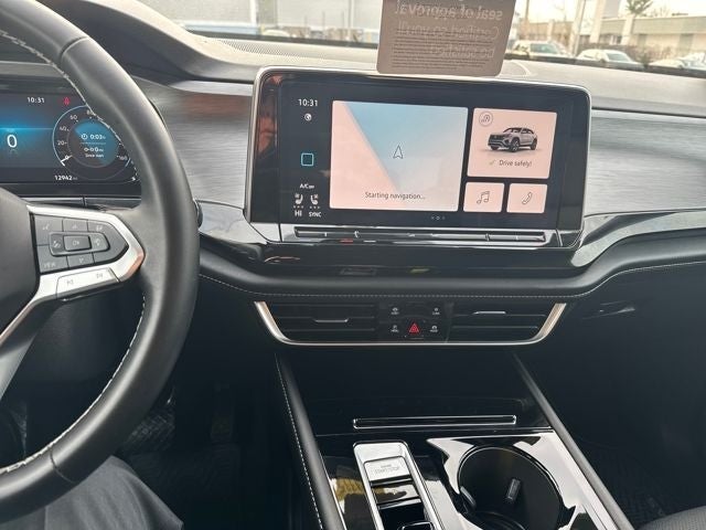 2025 Volkswagen Atlas Cross Sport 2.0T SE w/Technology