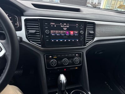 2022 Volkswagen Atlas 2.0T SE w/Technology