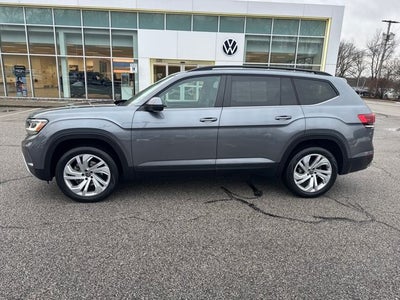 2022 Volkswagen Atlas 2.0T SE w/Technology