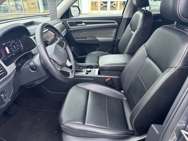 2022 Volkswagen Atlas 2.0T SE w/Technology