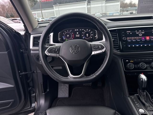 2022 Volkswagen Atlas 2.0T SE w/Technology
