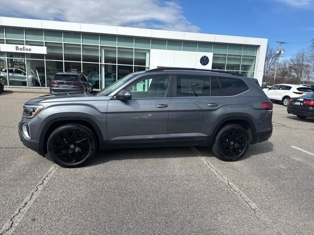 2025 Volkswagen Atlas 2.0T SE w/Technology