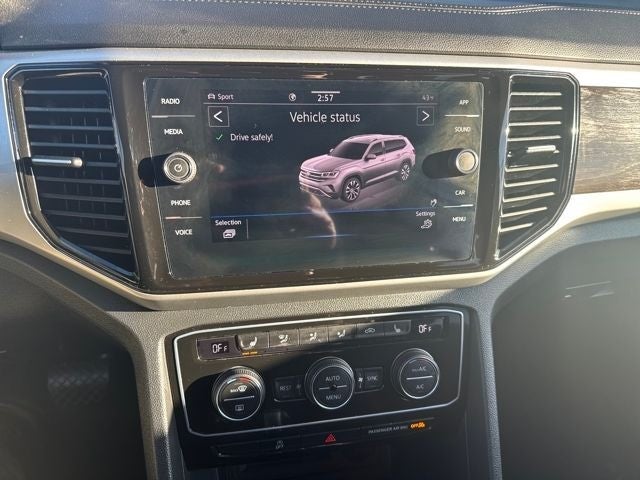 2022 Volkswagen Atlas 3.6L V6 SE w/Technology