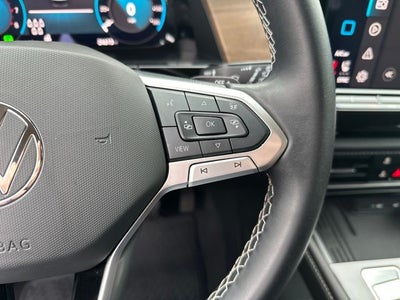 2025 Volkswagen Atlas 2.0T SE w/Technology