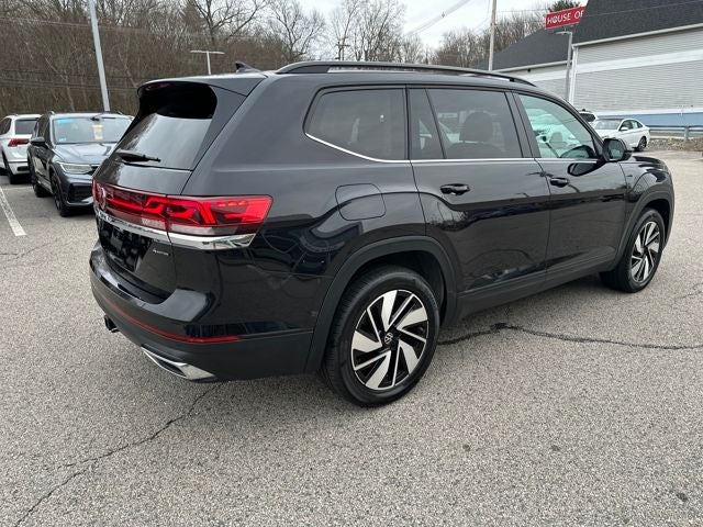 2025 Volkswagen Atlas 2.0T SE w/Technology