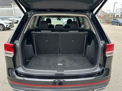 2025 Volkswagen Atlas 2.0T SE w/Technology