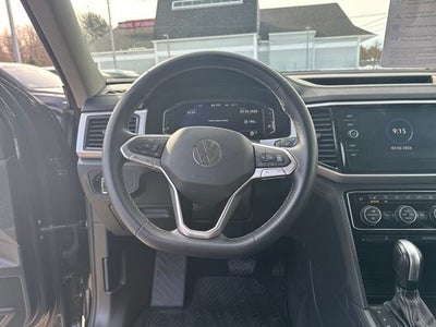 2022 Volkswagen Atlas 3.6L V6 SE w/Technology