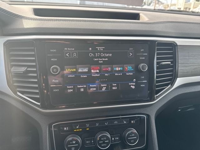 2022 Volkswagen Atlas 3.6L V6 SE w/Technology