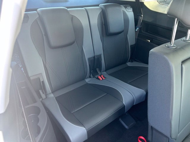 2027 Volkswagen Atlas SE w/Technology