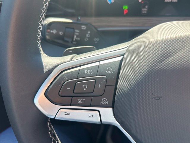 2027 Volkswagen Atlas SE w/Technology