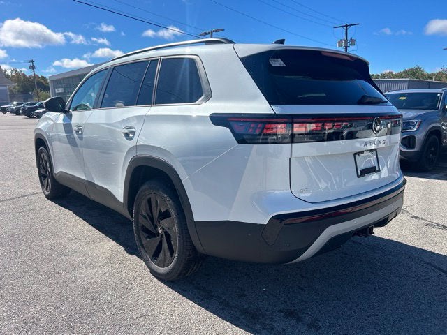 2027 Volkswagen Atlas SE w/Technology