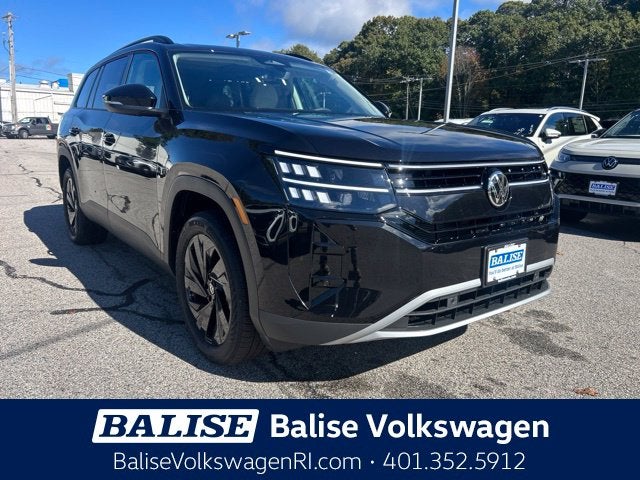 2027 Volkswagen Atlas SE w/Technology