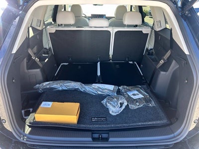 2027 Volkswagen Atlas SE w/Technology